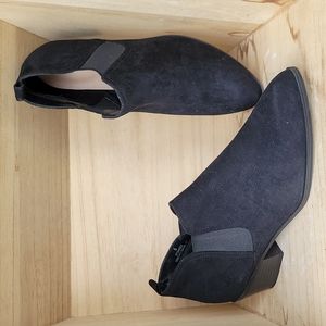 Insolia Women's Black Ankle Boots